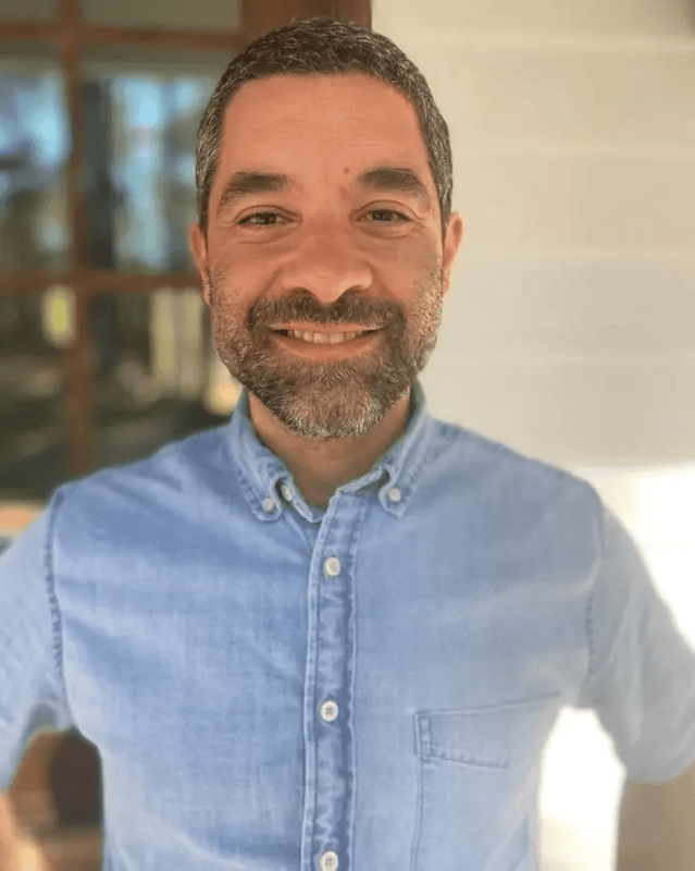 Ricardo Irizarry, DVM, DACVECC